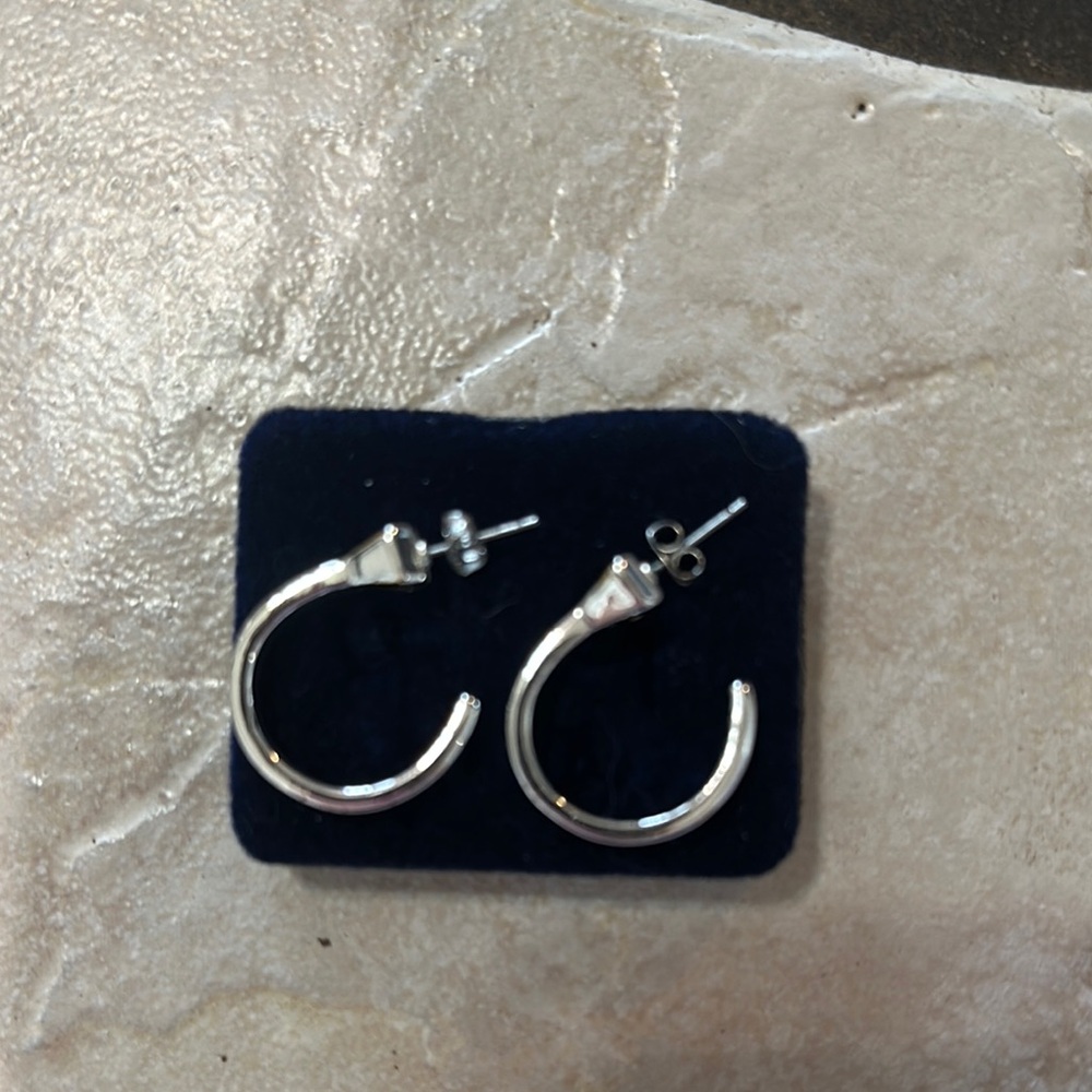 Montana Silversmiths Silver Gold Horseshoe Nail Earrings Classic Design